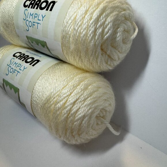 2 Skeins - Caron Simply Soft Yarn - Off White - Picture 2 of 4